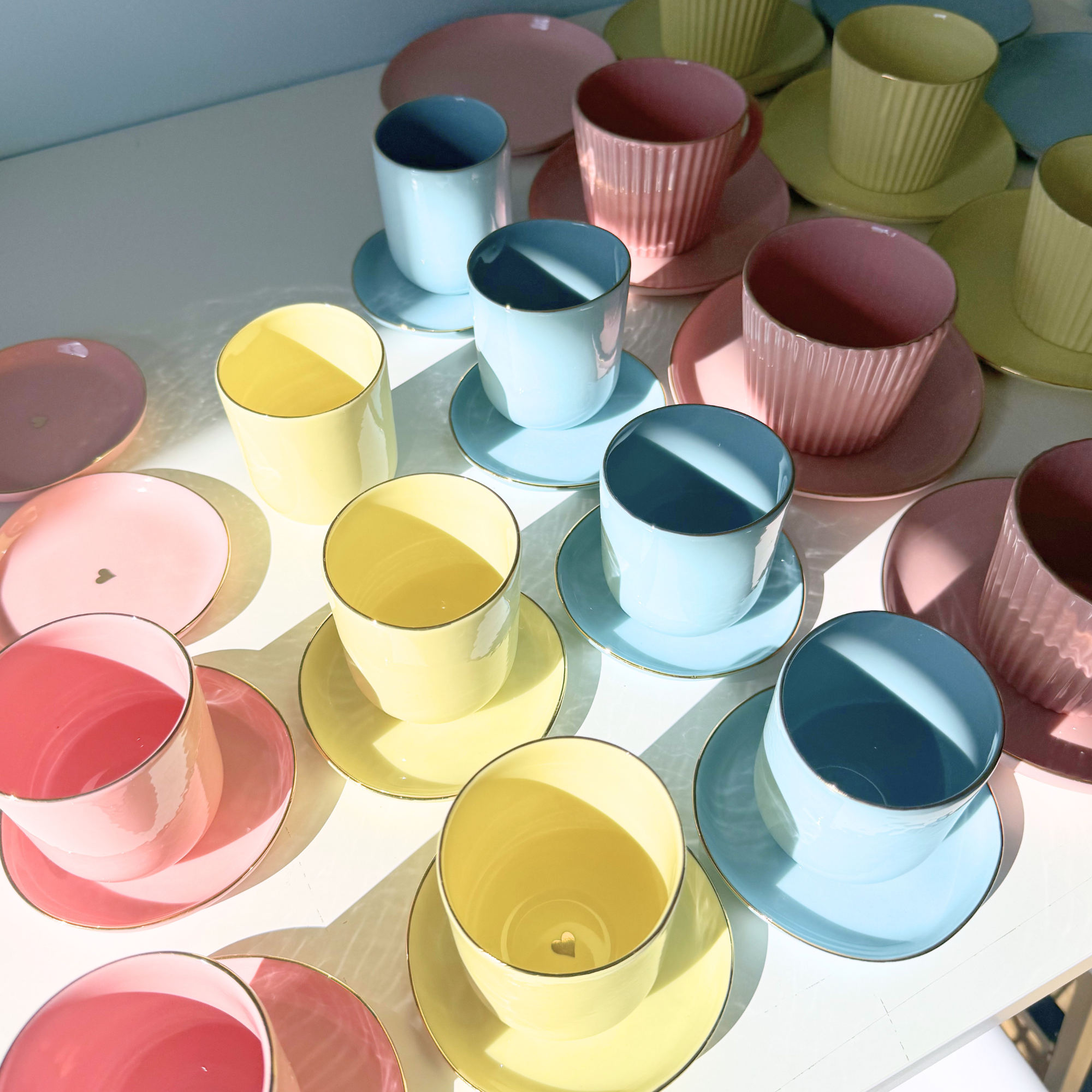 Porcelain drama